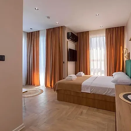 Hotel D Iman 4*