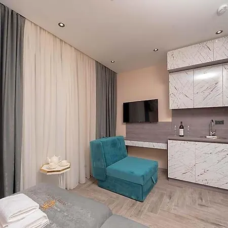 D Iman 4* Podgorica