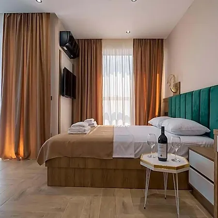 Hotel D Iman 4*